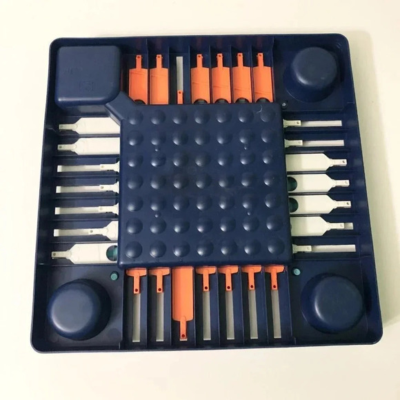 Vintage 70s MB Milton Bradley Stay Alive Board  Game Missing Instuctions - Picture 8 of 16